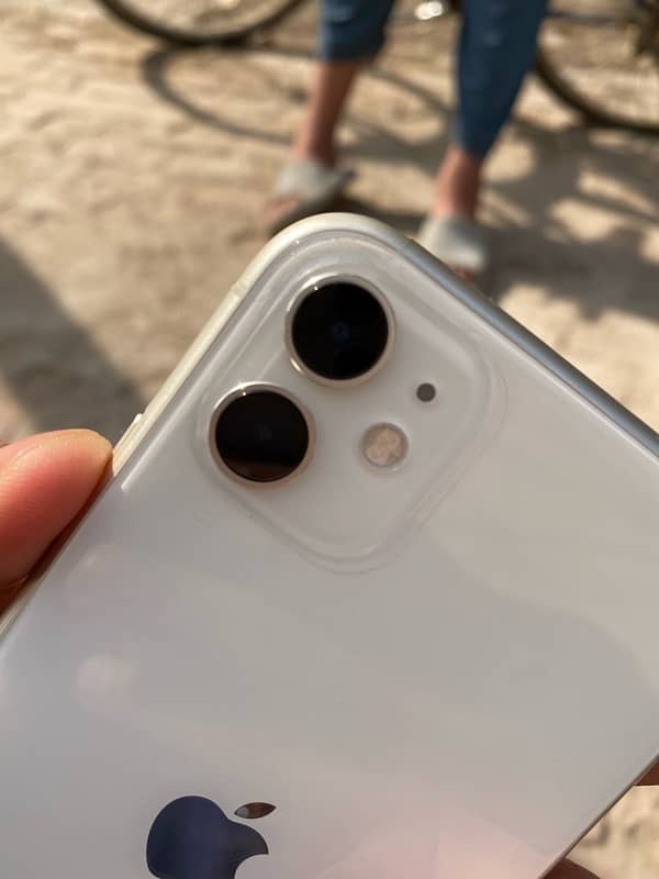 Iphone 11 jv white 1