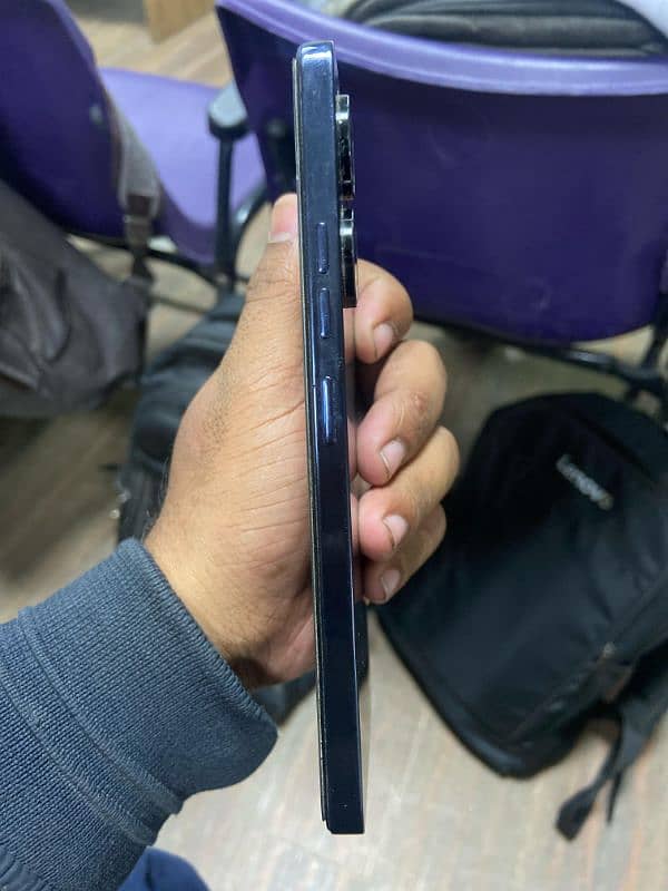 Tecno camon 20 pro 5