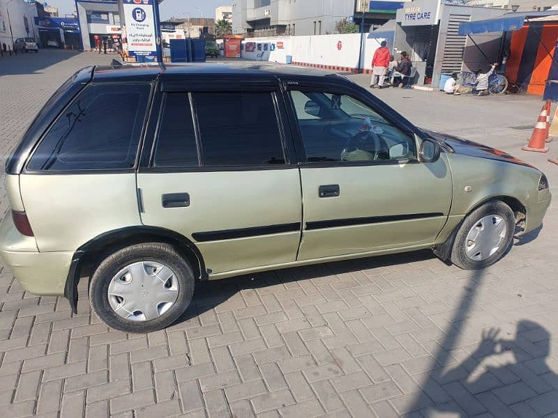 Suzuki Cultus VXR 2002 2