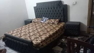 COMPLETE BED SET WITH SIDE TABLE AND DRESSING(03010058454)