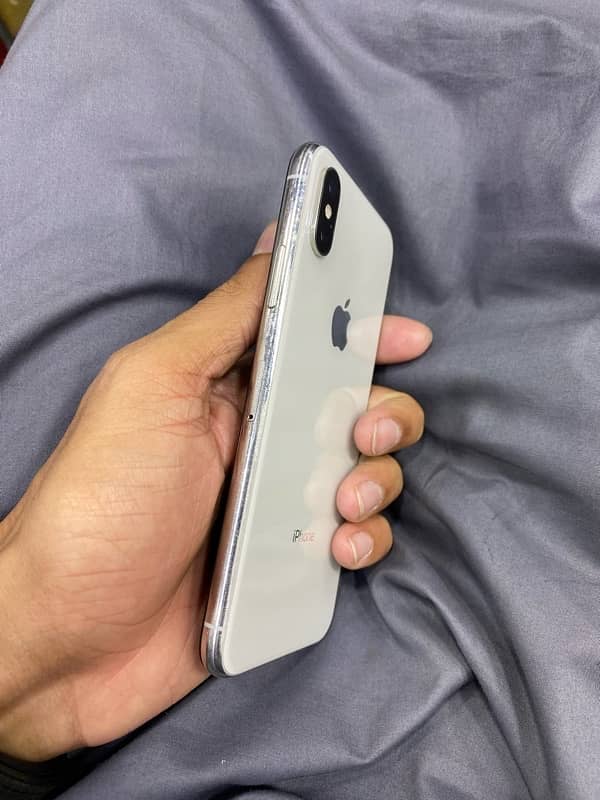 iPhone XS 64 GB factory unlock 3