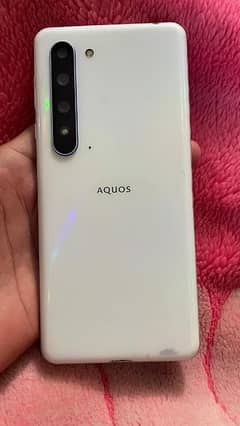 Aquos R5G