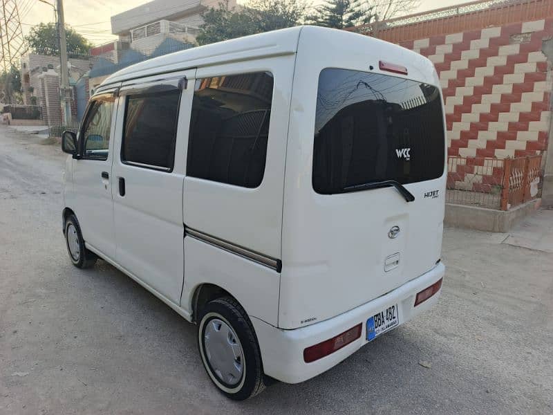 Daihatsu Hijet 2017 5