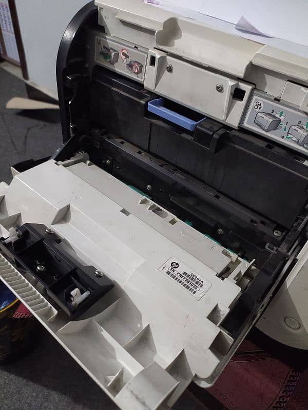 laserjet pro 400 colour M451dn printer 1