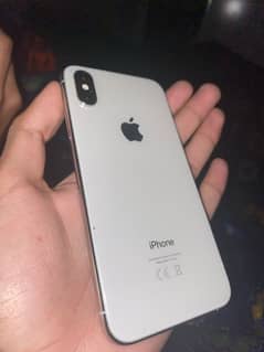 Iphone xs Factory unlocked Urgent sale