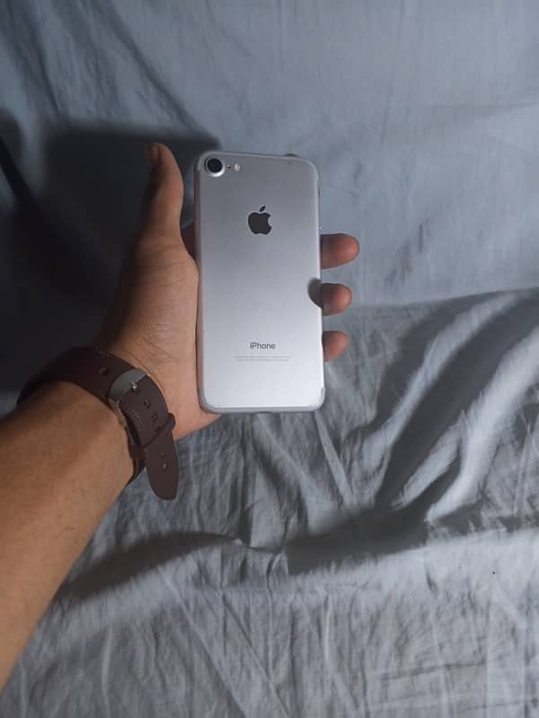 iPhone 7 {nonpta}32 0