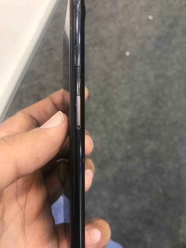 iPhone 7 128gb 83 b/H 2