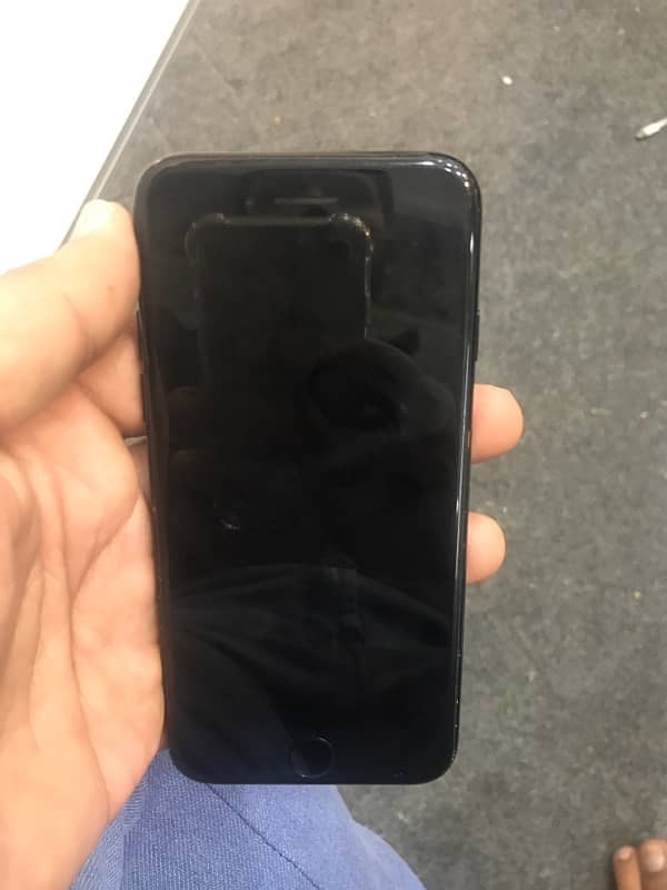 iPhone 7 128gb 83 b/H 4