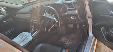 Honda Civic 19  ug full option