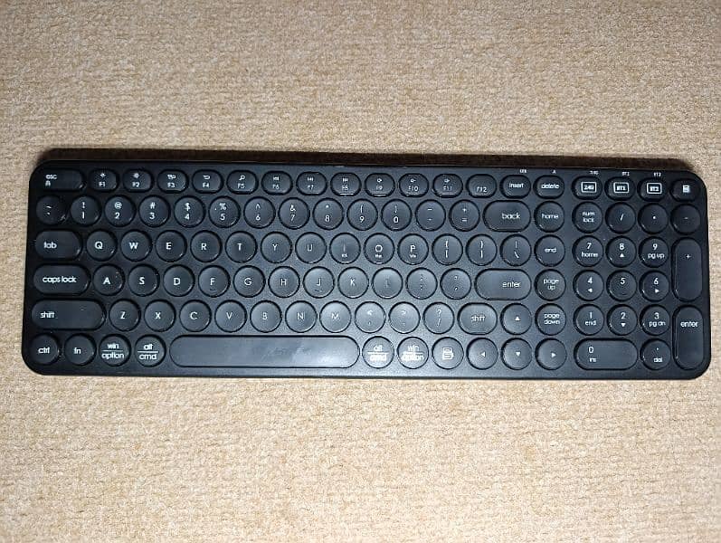 J. Burrows MKG300 elite keyboard 0