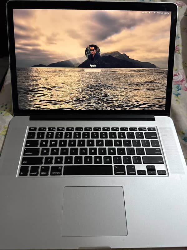 MacBook Pro (Retina, 15-inch Mid 2015) 0