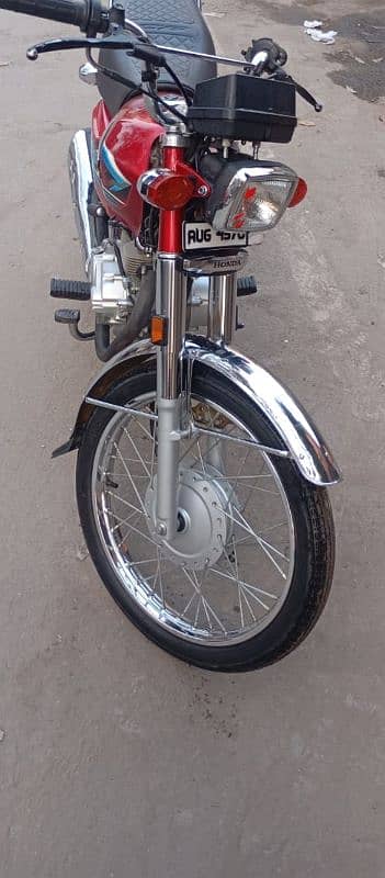 honda 125 2024 3