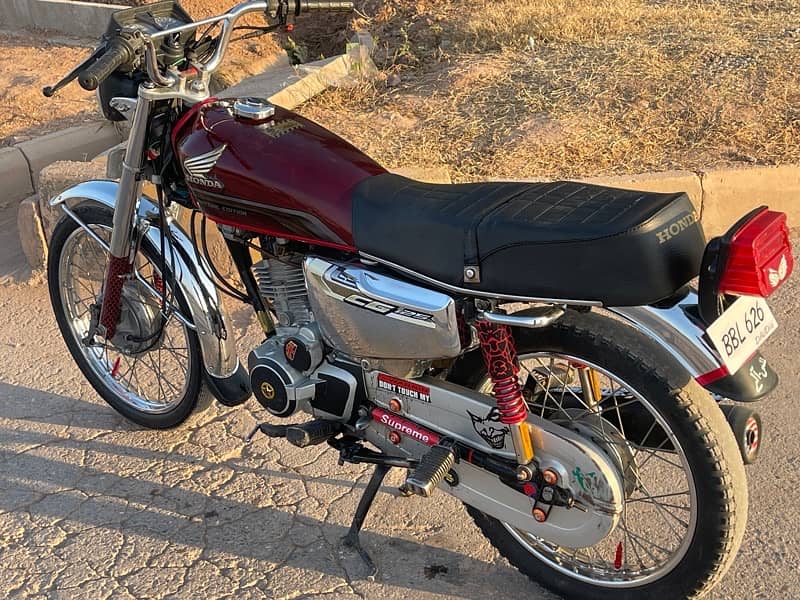 Honda CG 125 Special Edition 4