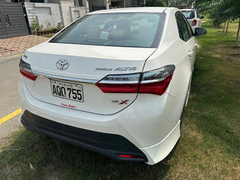 Toyota Corolla Altis 2024 3