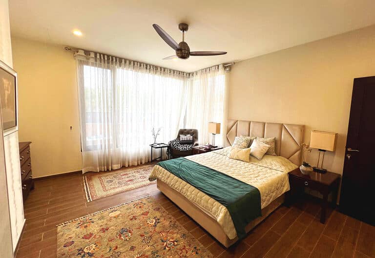 Two Bed Room Flat Park View Apartment For Sale 23