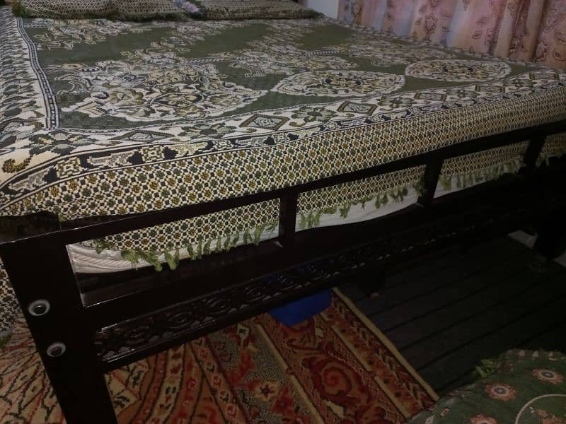 King Size Iron Bed 2