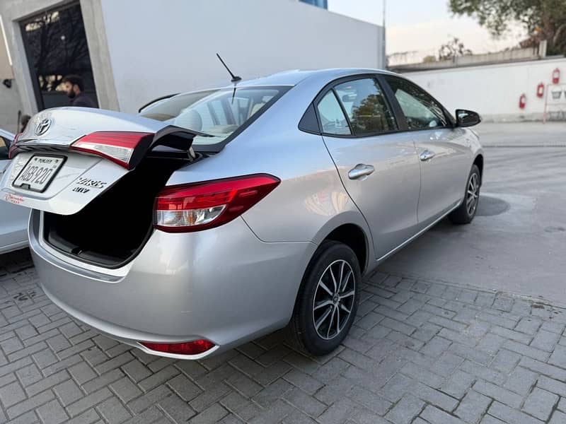 Toyota Yaris 2021 Full Genuine 8