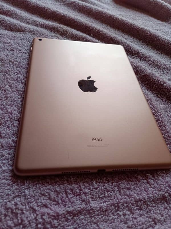 ipad 8 Gen 32GB Storage 8000 battery 5