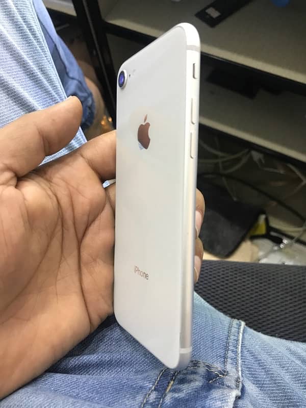 iPhone 8 N/pta 1