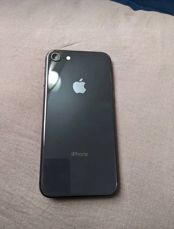 iPhone 8 Jv 1