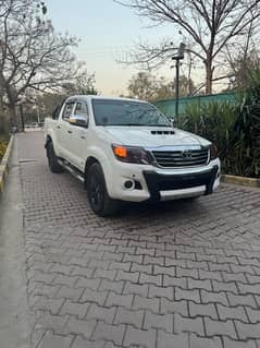 Toyota Hilux invincible 2013/2018