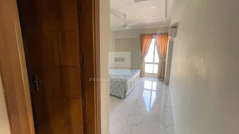 3 Bed Luxury Furnished Apartment With Servent Room 20