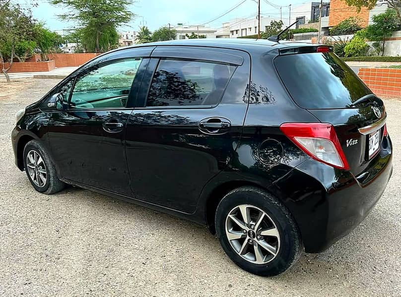 Toyota Vitz 2014 4