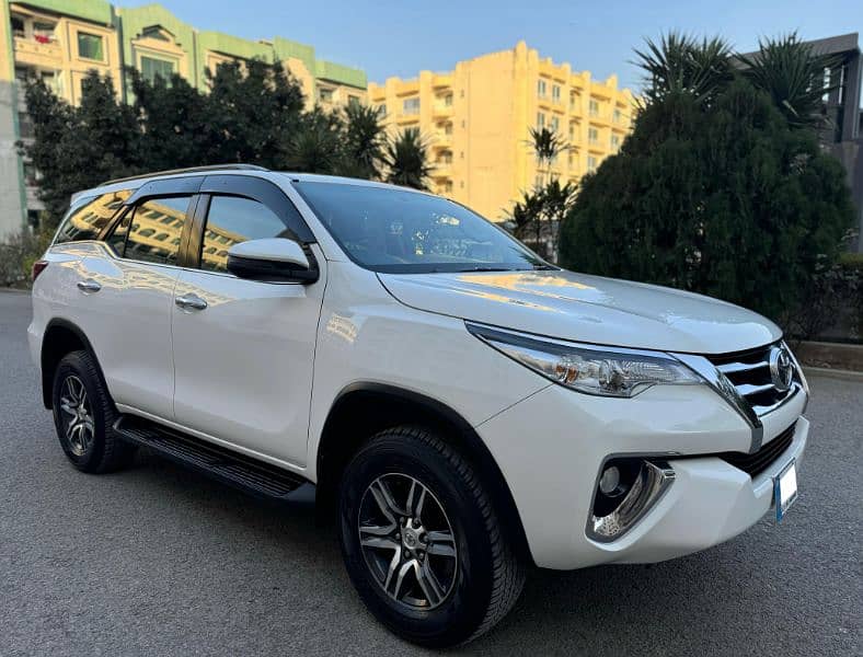 Toyota Fortuner G 3