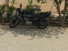 Yamaha YB 125Z-DX | Model 2023 | TOTAL GENIUN