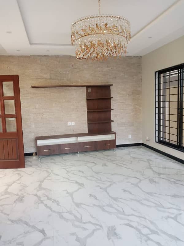 1 Kanal Brand New House For Rent 16