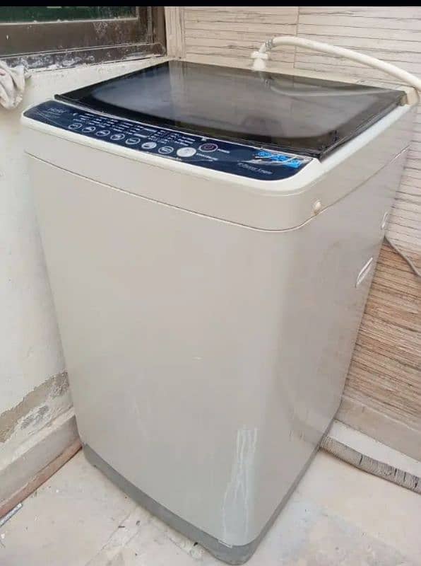 10/10 Haier Washing and Dryer Machine 2