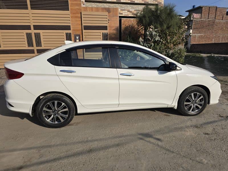 Honda City 2022 1.5 Automatic 16