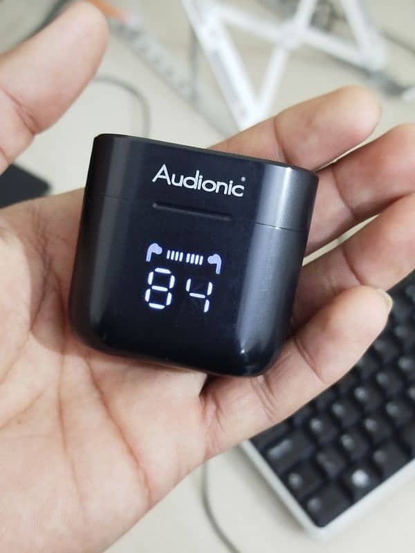 Audionic Airbus 590 2