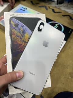 iPhone xsmax 512GB PTA approved with box charger and cable white