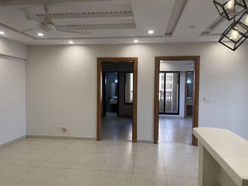 2-Bedroom Corner Apartment For Rent In Galleria Mall 1