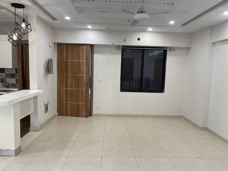 2-Bedroom Corner Apartment For Rent In Galleria Mall 24