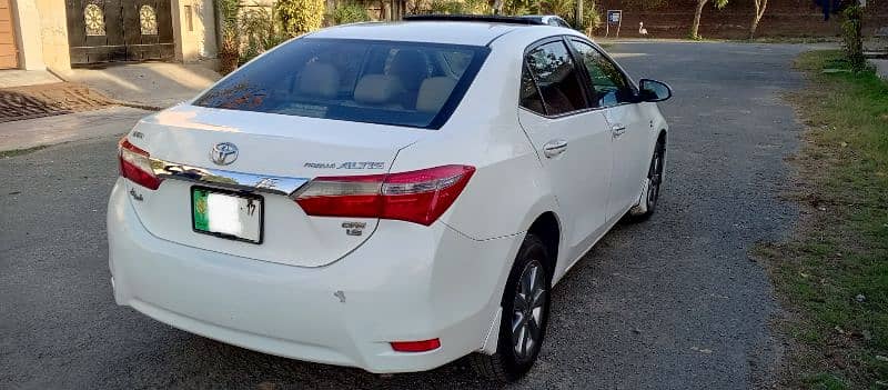 Toyota Altis Grande 2016 4