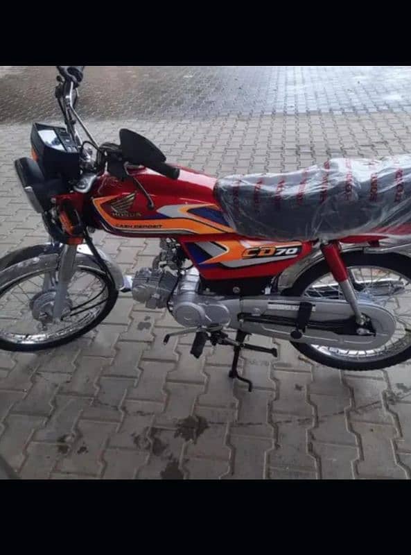 BRAND NEW HONDA CD70 25 MODEL ISB NUM VERY LESS USED READ AD CAREFULLY 2