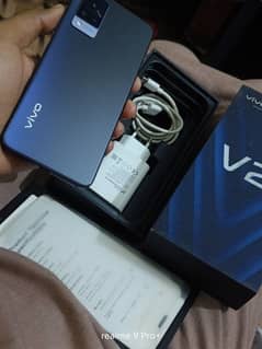 vivo v21 8+128gb with box charger