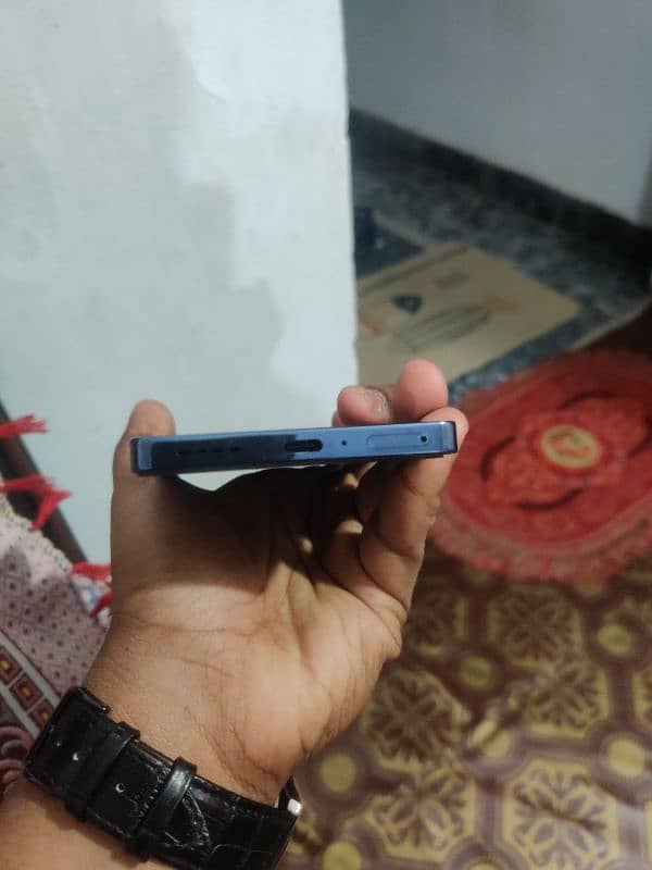 infinix note 40 8/256 gb 3