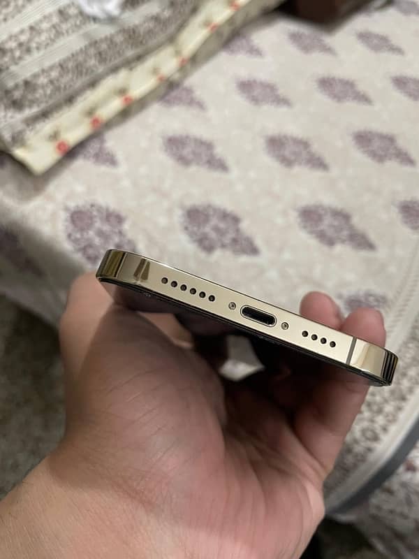 Iphone 12pro Max (Non-PTA) 5