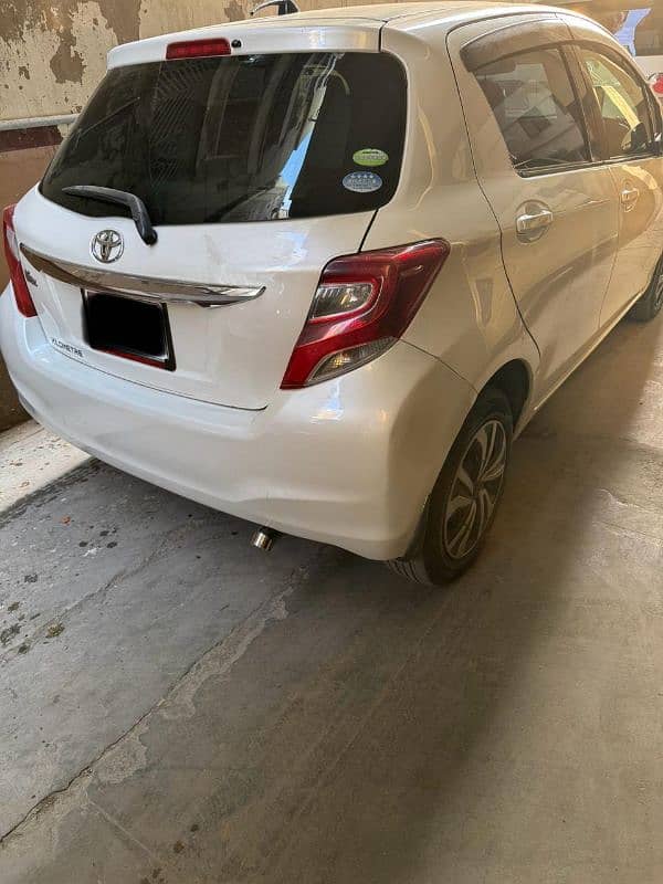 Toyota Vitz 2014/2017 5