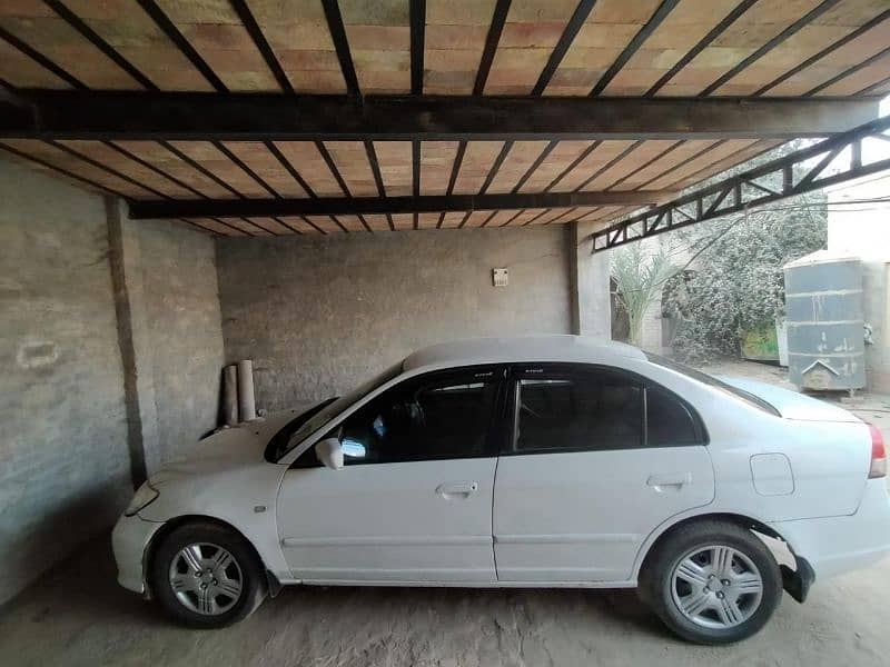 Honda Civic EXi 2004 4