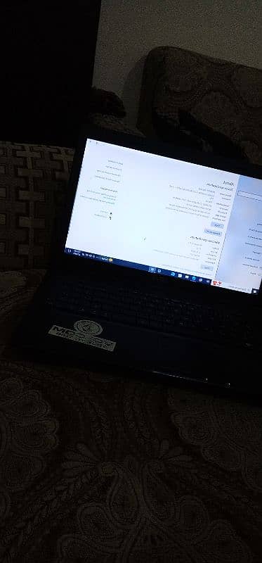 ASUS Laptop 1