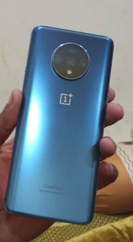 OnePlus 7t bast cream best gaming 4k video 90fps pubg 0