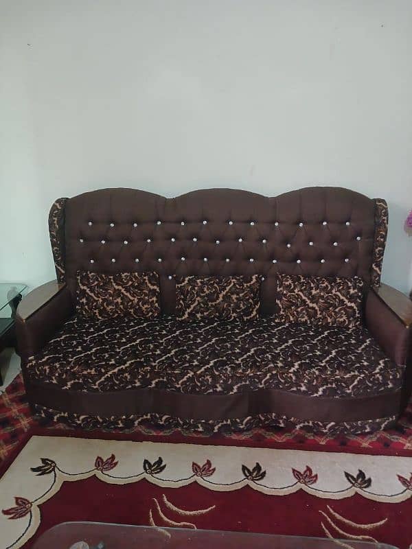 7 Seater sofa with coutiion 1