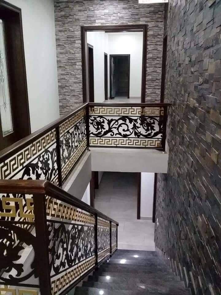 Gate and grills / aluminium window / safety door /Stair Railing Design 4