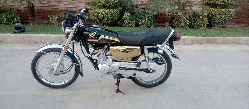 CG125 Gold special edition Applied 4 months pehlye hi nikalwai ha 0