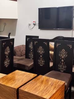 dining table with 6 chairs available