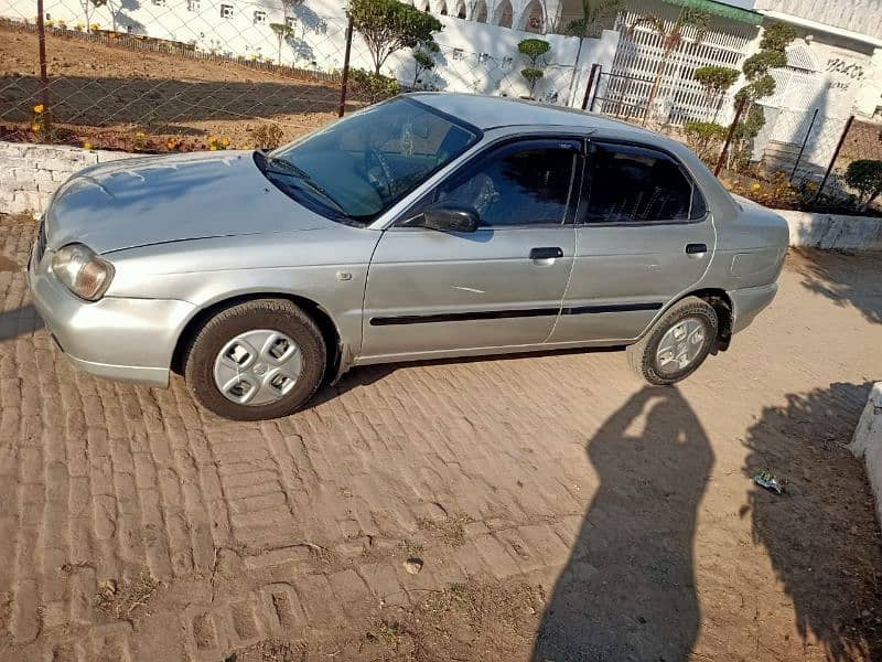 Suzuki Baleno 2004 model 2